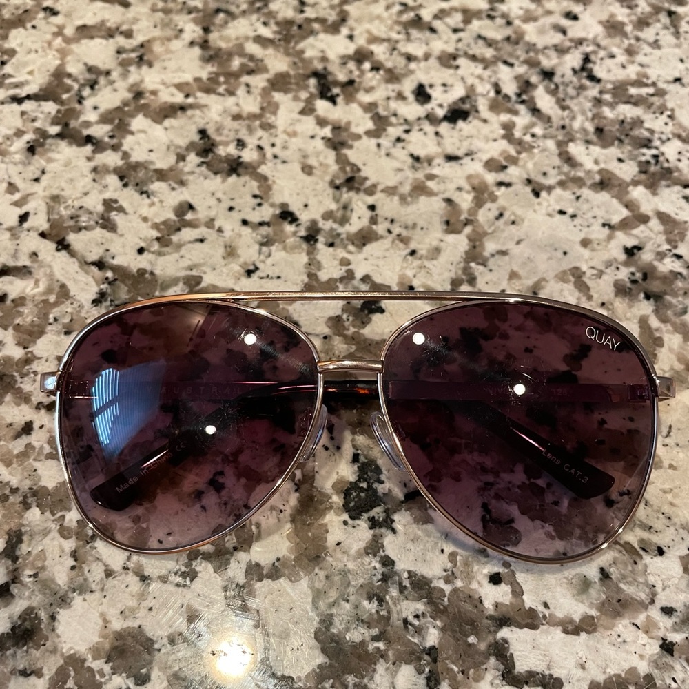 Quay aviator glasses